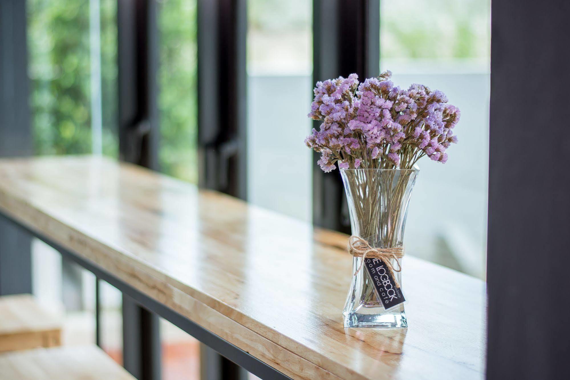 The Logbook Room And Cafe' Chonburi Ngoại thất bức ảnh